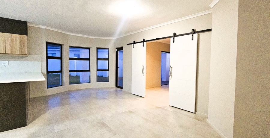 5 Bedroom Property for Sale in Myburgh Park Western Cape